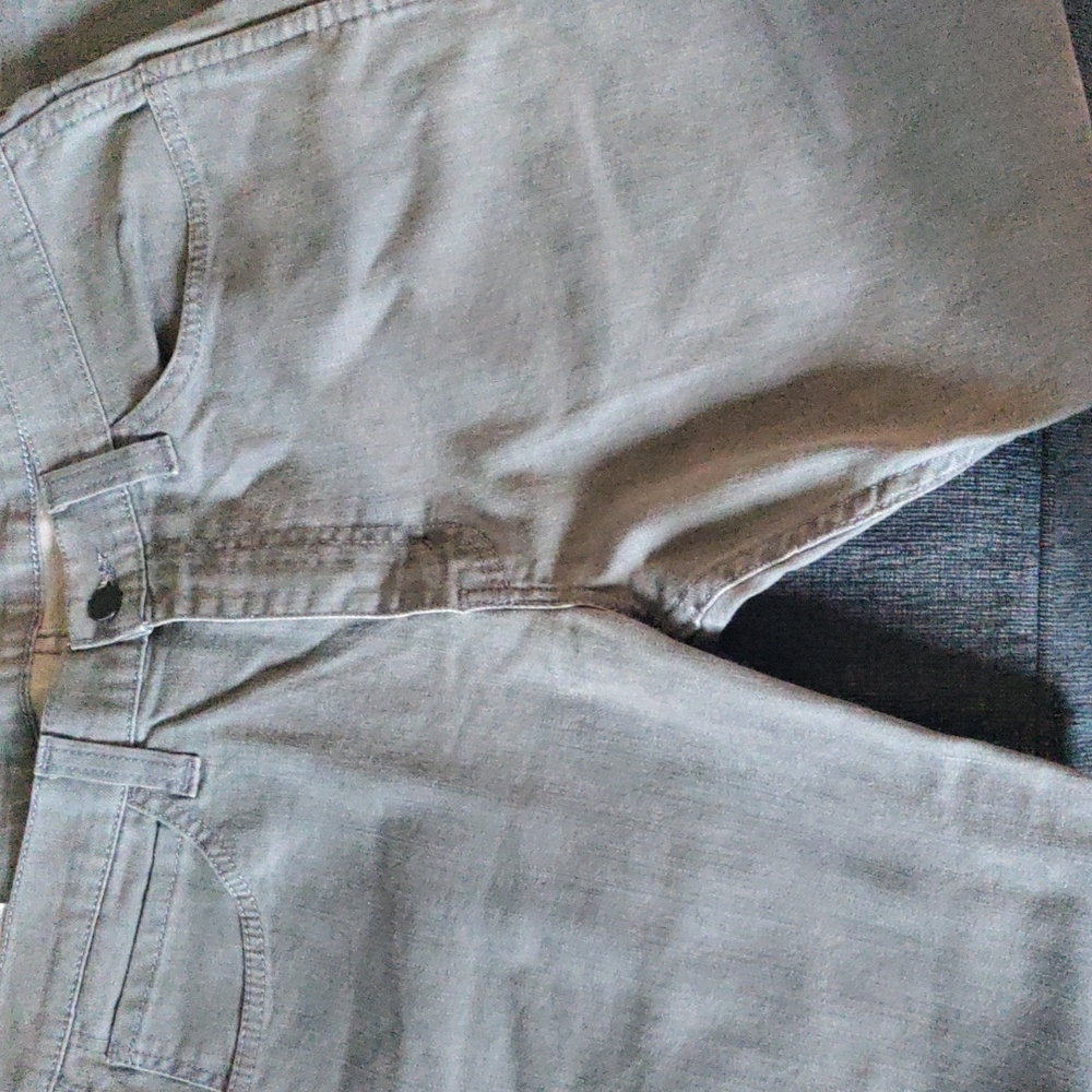 Levi's